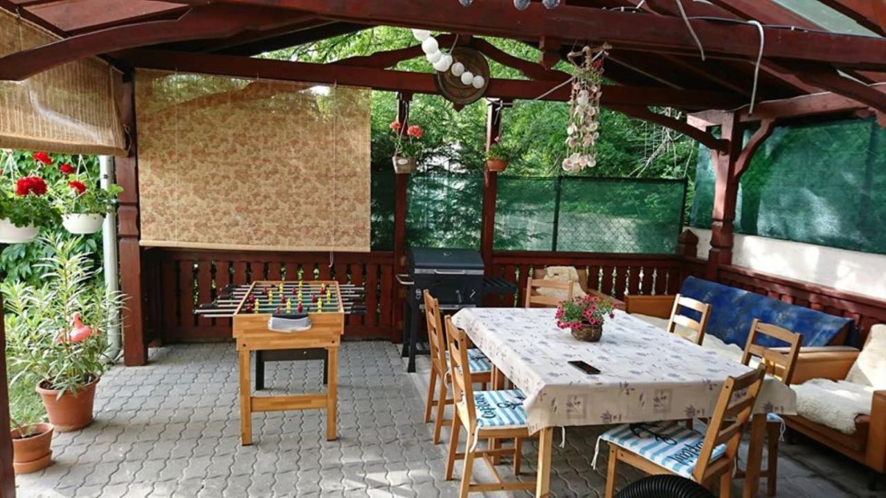 Liliana Vendeghaz Apartment Balatonfuzfo Exterior photo
