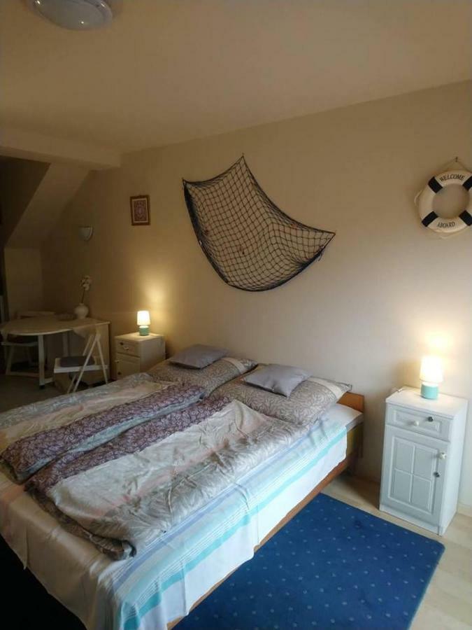 Liliana Vendeghaz Apartment Balatonfuzfo Exterior photo